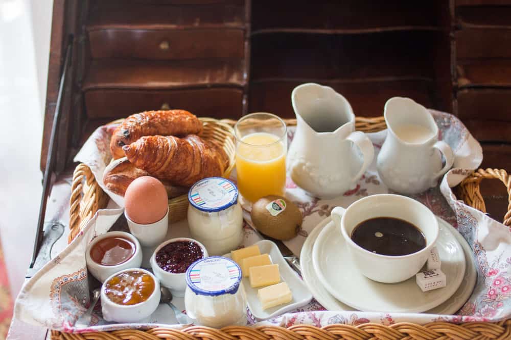 Caron de Beaumarchais breakfast in Paris