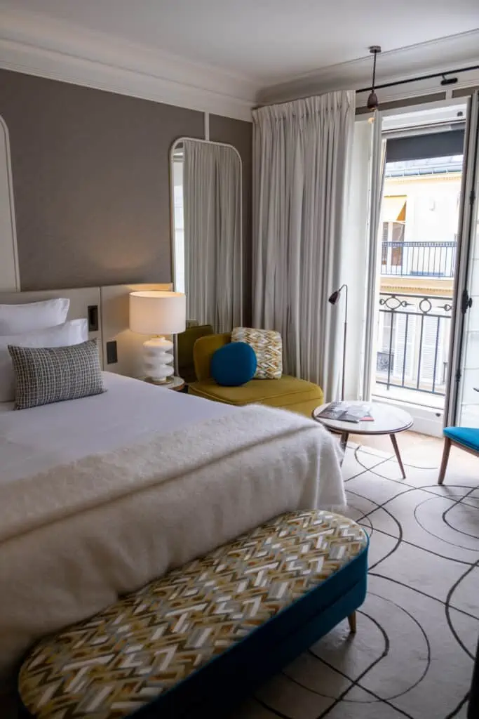 Pavillon Saint Germain room Pavillon Saint Germain room