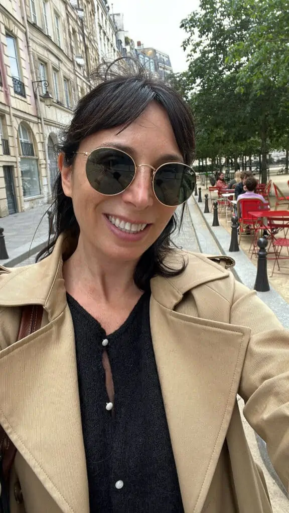 Walking around Paris Walking around Paris