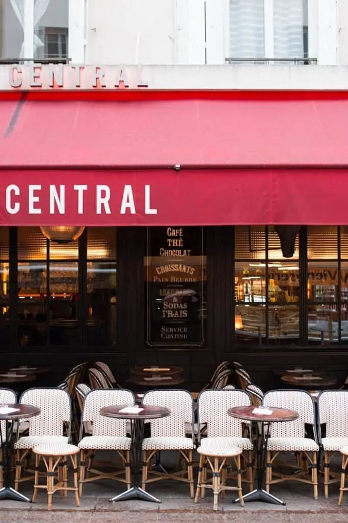 Parisian café rue cler