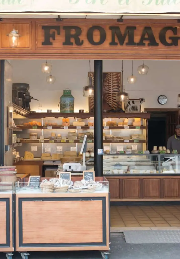 Cheese shop Paris Rue de Bretagne