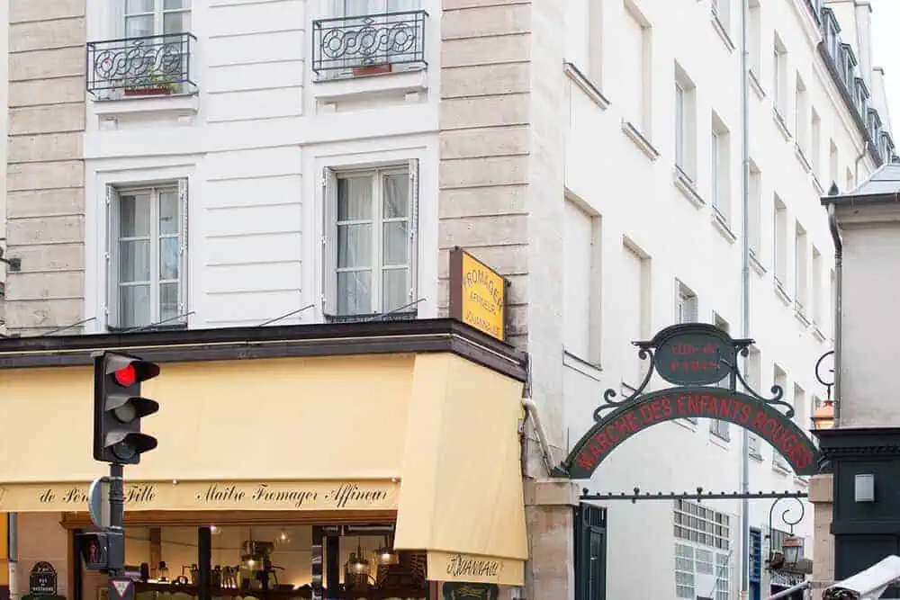 marche des enfants rouge Paris streets to discover in the Marais